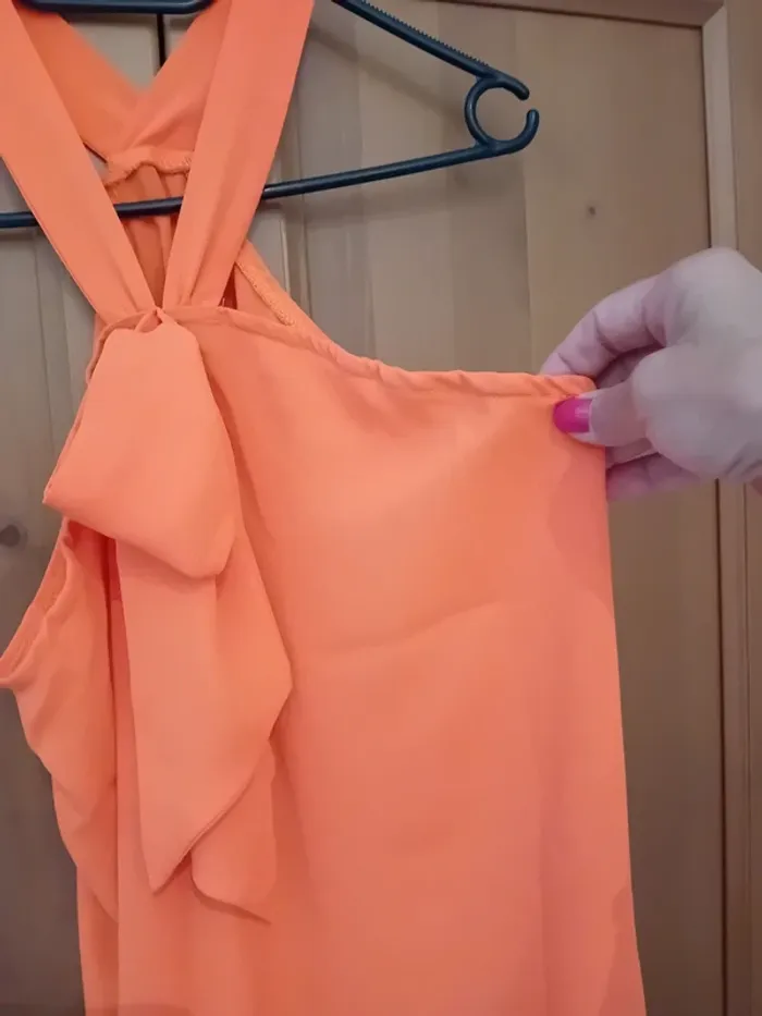 Haut dos nu orange - photo numéro 6
