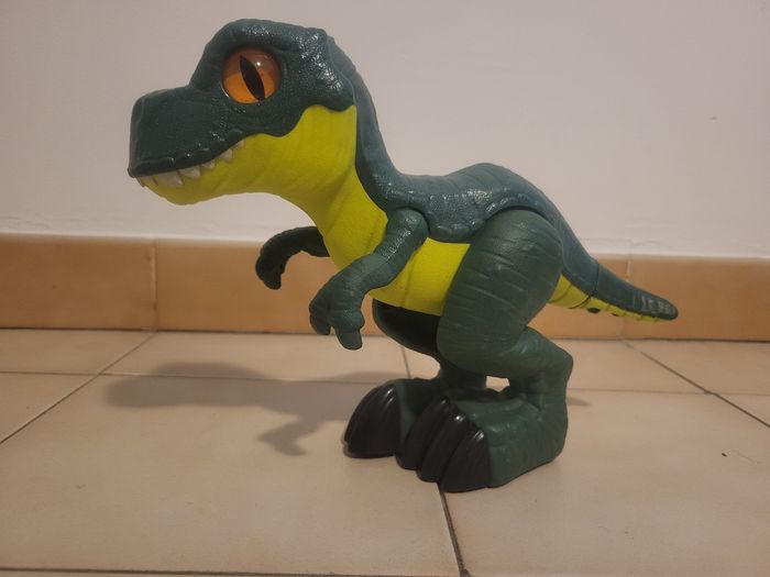 Dinosaures jouer
