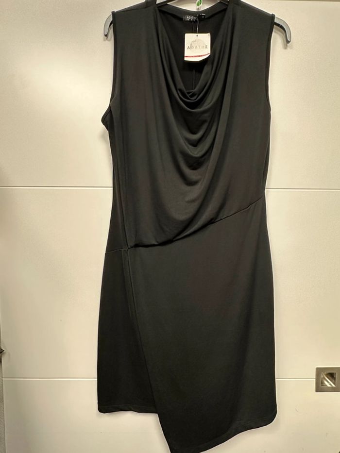 Robe noire asymétrique Agathe Velmont
