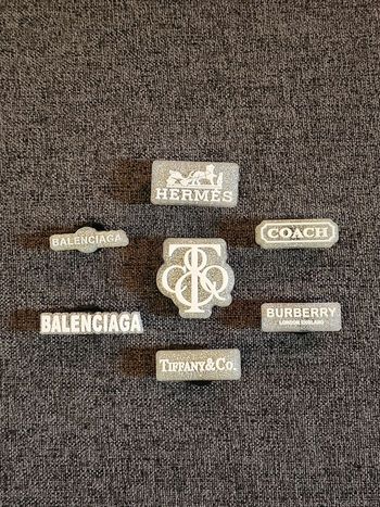 Jibbitz/PinsCrocs/Charms