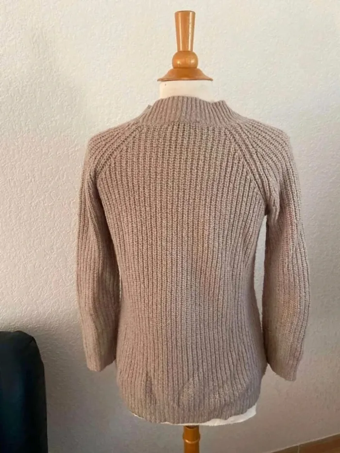 Pull en  mailles  T38 - photo numéro 4