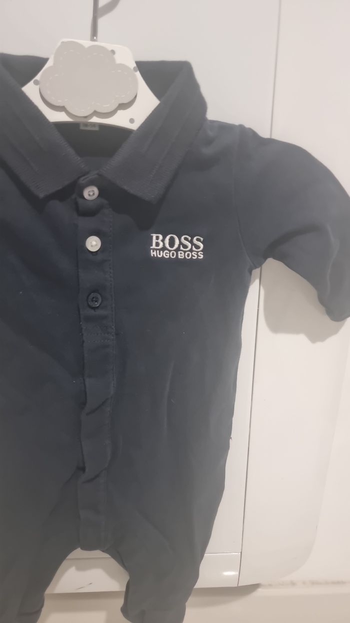Lot.de 2 pyjama ɓébé hugo boss taille 1 mois - photo numéro 4