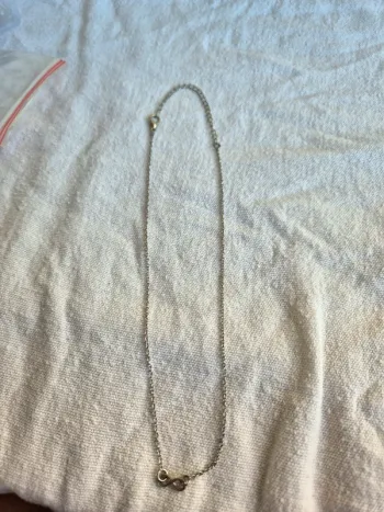 Collier fin infini