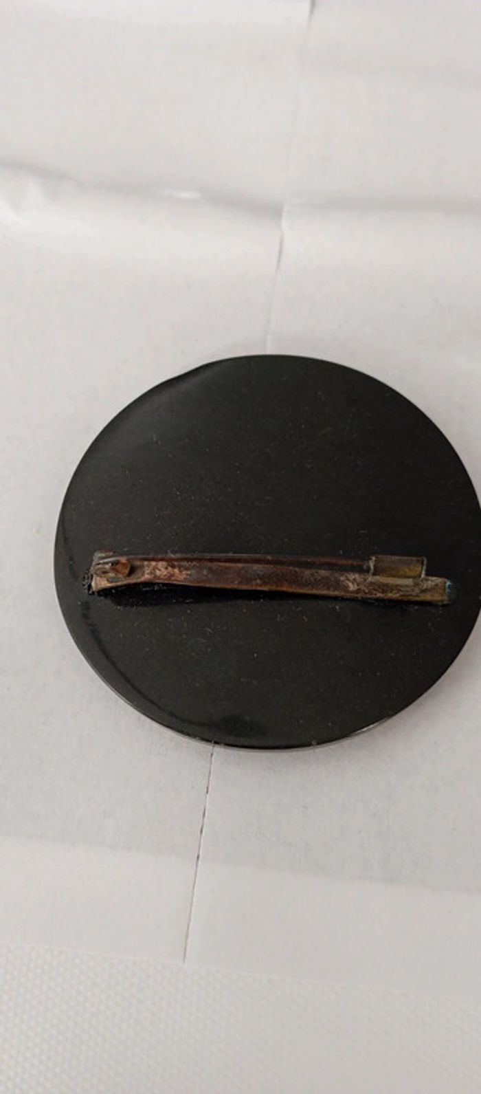 Broche ronde ancienne - photo numéro 7