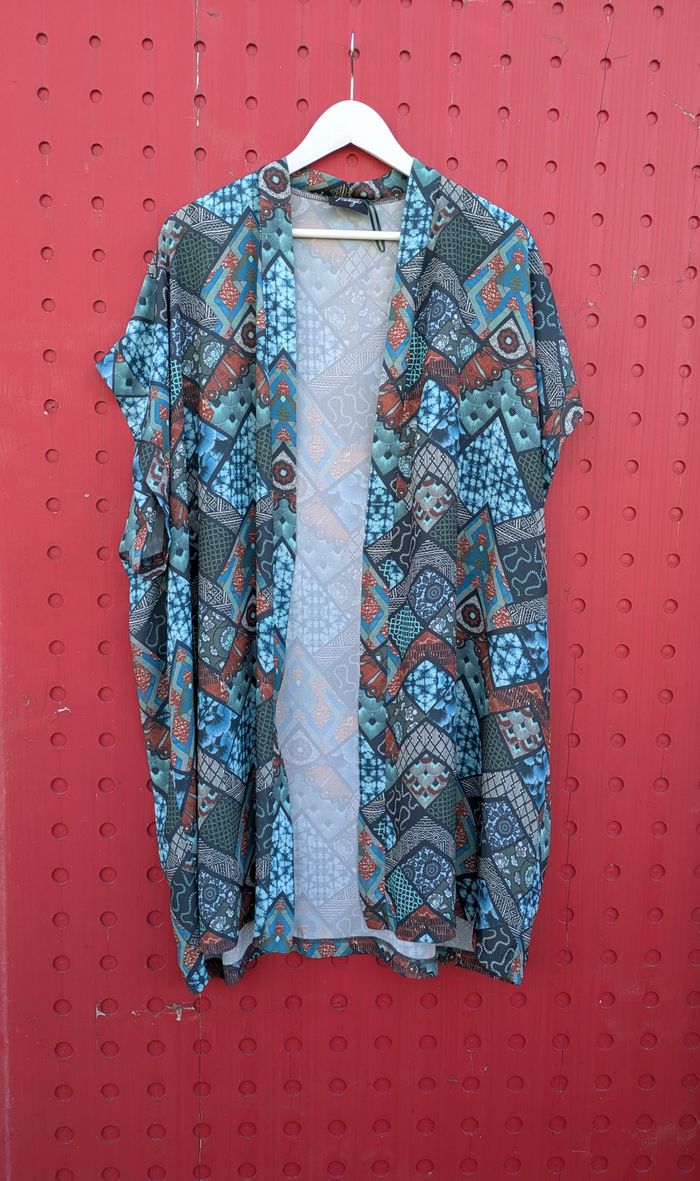 Kimono bohème aux tons turquoise - photo numéro 2