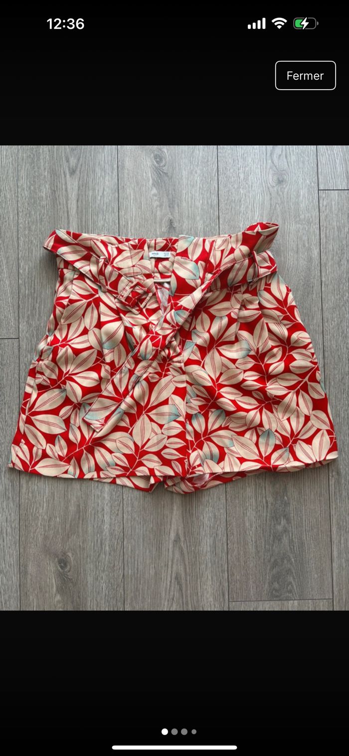 Short motif feuilles à recoudre
