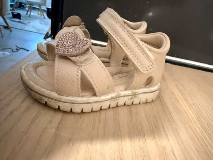 Chaussures pour bébé fille - photo numéro 3