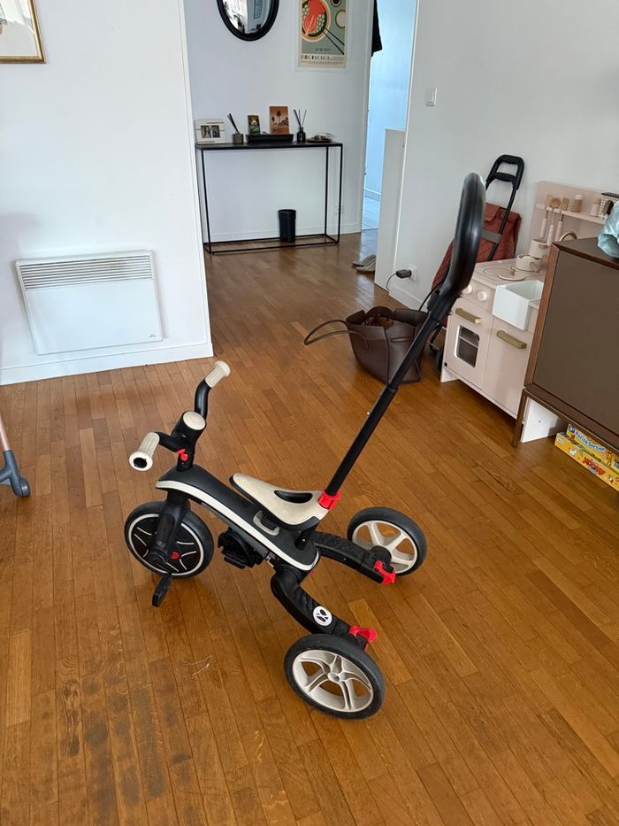 Vends vélo évolutifs avec tous les accessoires - photo numéro 2