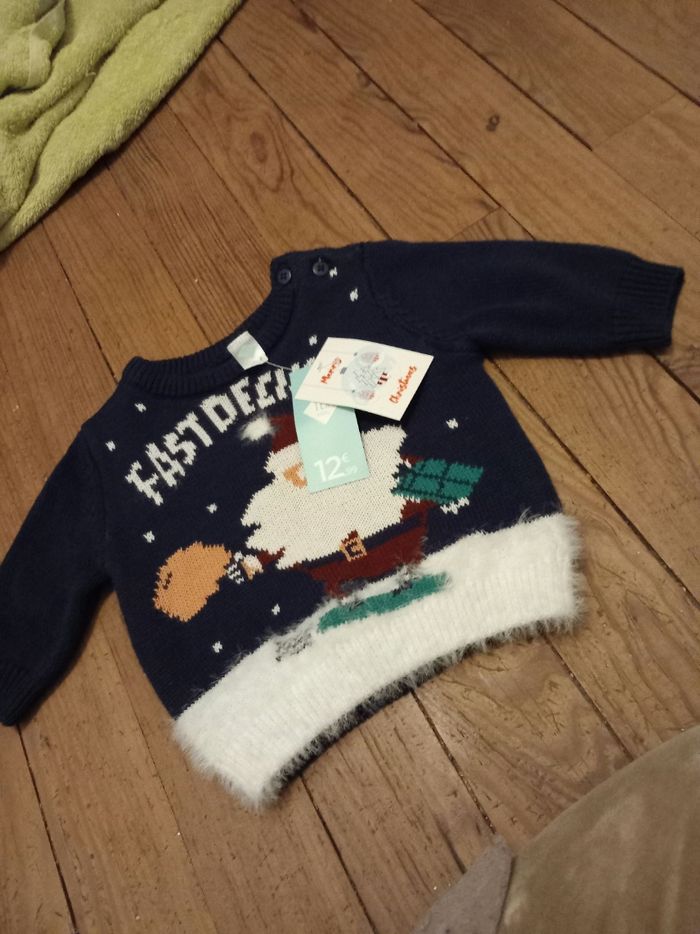 Pull 3 mois père Noël