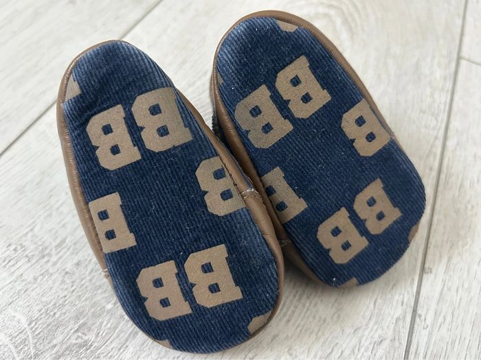 Chaussures chaussons naissance taille 18/20 - photo numéro 4