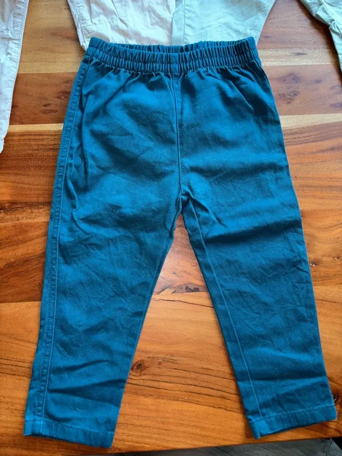 Lot pantalon 24mois - photo numéro 2
