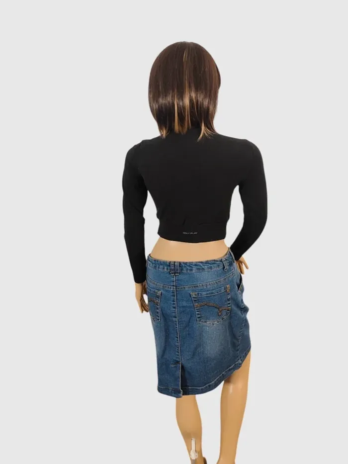 Pull col V Only Play noir Taille S. L'élégance minimaliste à prix doux ! - photo numéro 4