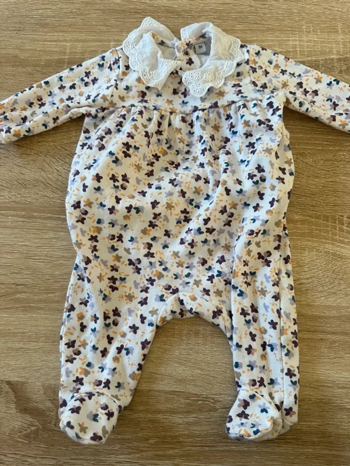 Lot de vêtements bébés filles 1 mois - photo numéro 9