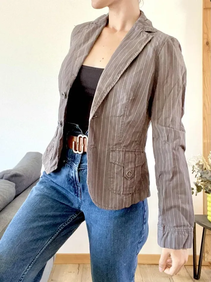 Veste Esprit en taille 38 - bon état - photo numéro 2