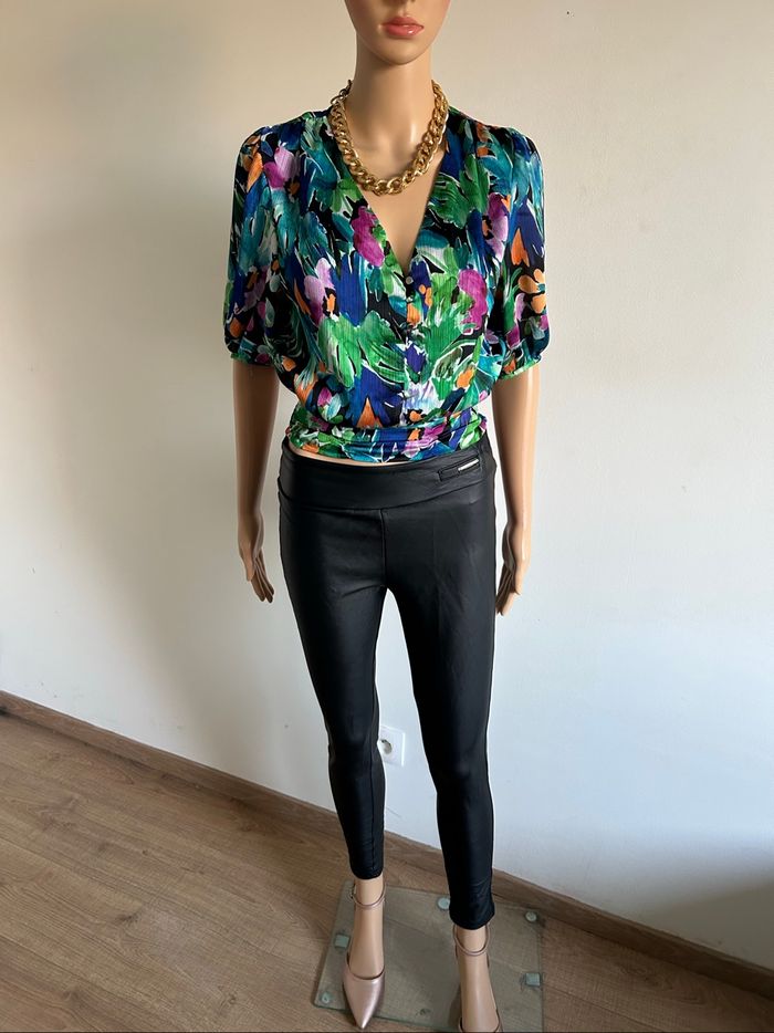 Blouse courte imprimée à manches courtes Morgan taille 34 jamais portée - photo numéro 3