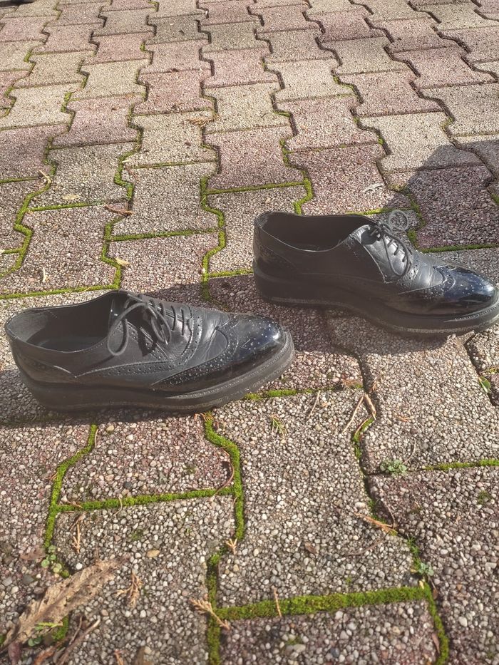 Chaussures Derby femme - photo numéro 2