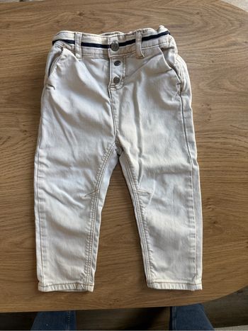 Jeans pantalon Tape à l’œil blanc beige enfant 3 ans 36 mois bon état