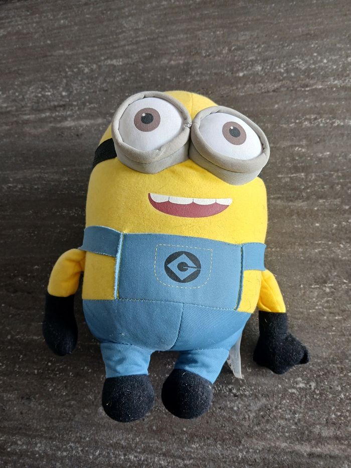2 peluches Minions - photo numéro 4