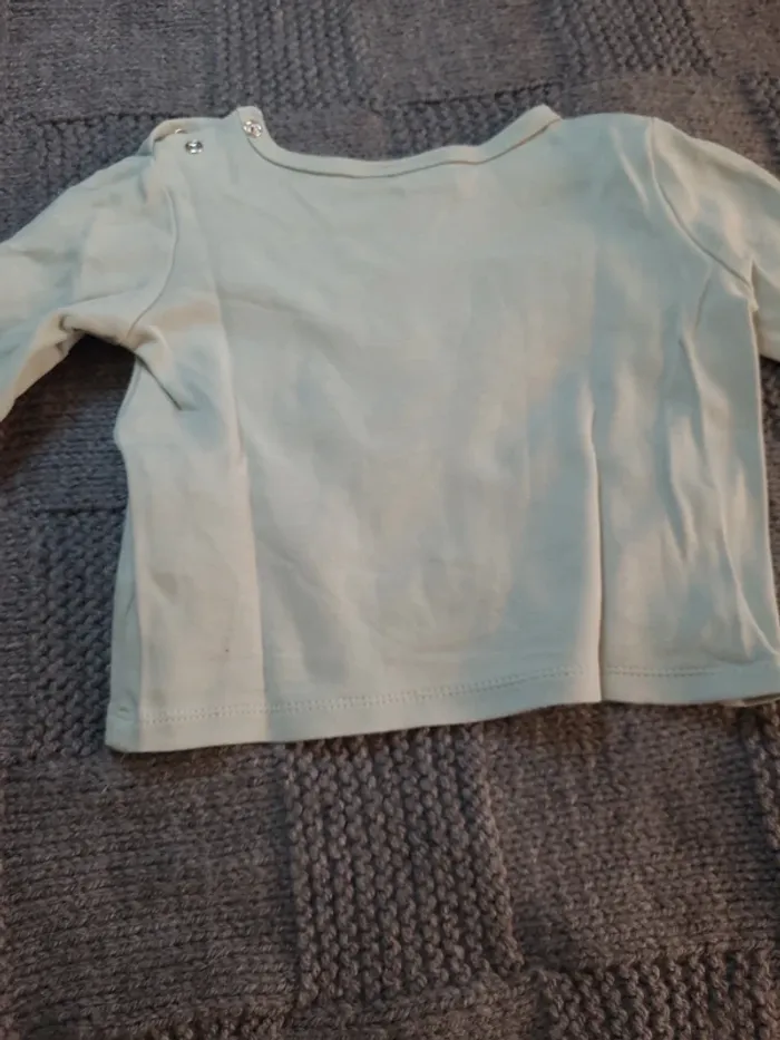 👶Ensemble pyjamas disney taille 6mois-67cm👶 - photo numéro 4