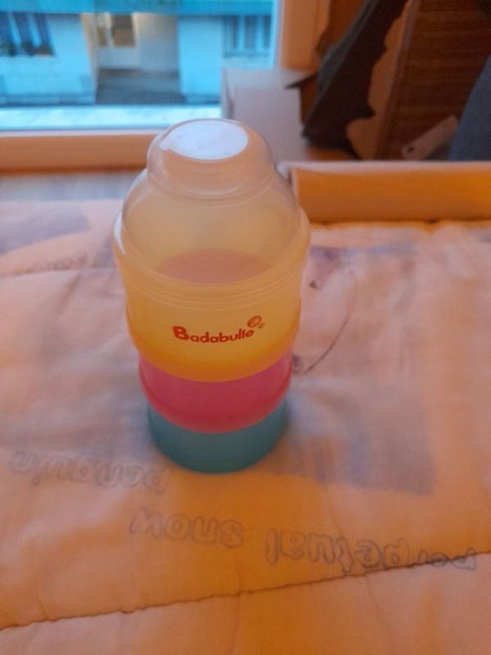 Doseur de lait bébé