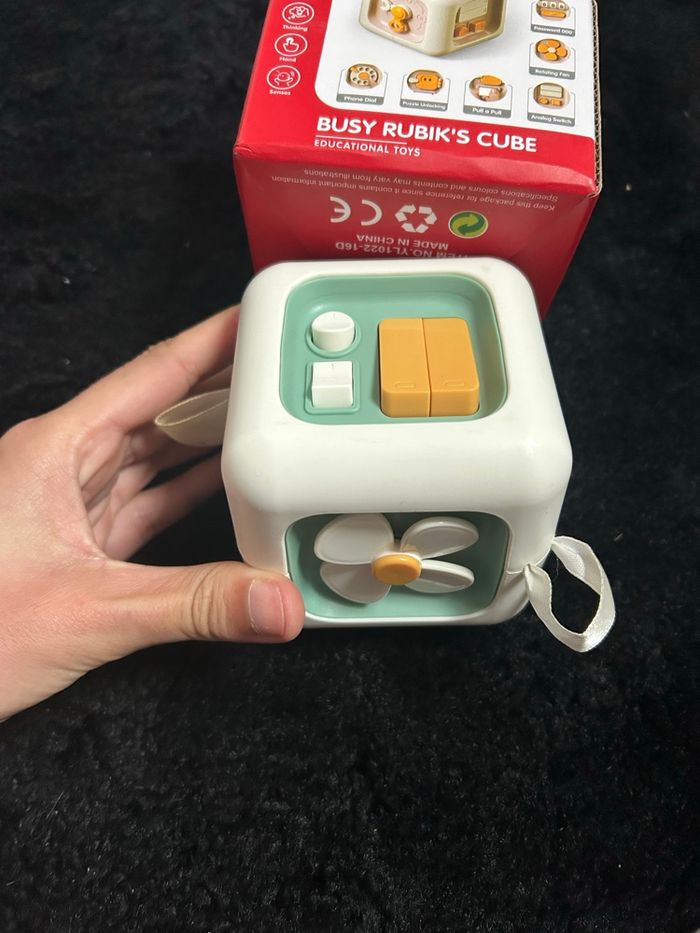 Busy rubik cube - photo numéro 2