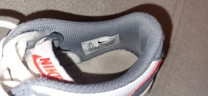 Baskets NIKE - photo numéro 4