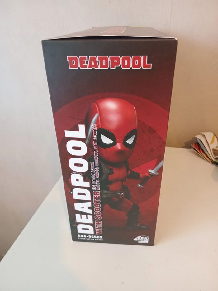 Marvel Comics Egg Attack figurine Deadpool Deluxe Ver. 17 cm - photo numéro 3