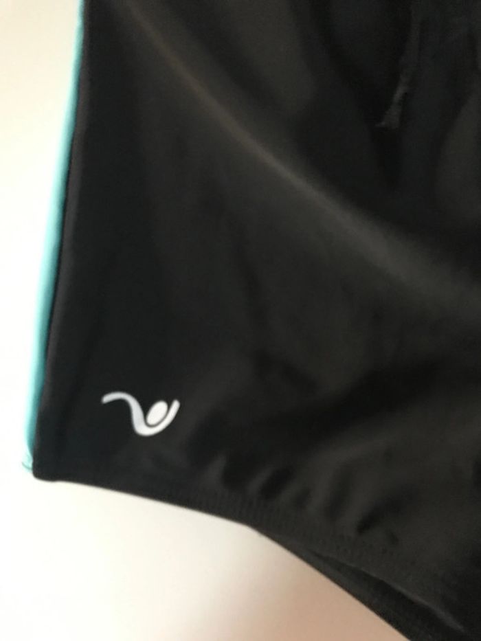 Maillot de bain short de bain taille 12/14 ans - photo numéro 2