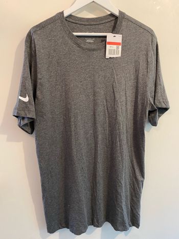 T-shirt nike homme neuf L