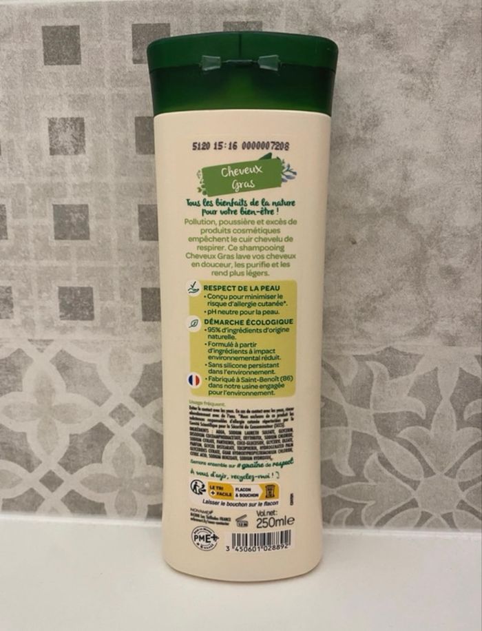 Shampoing - photo numéro 2