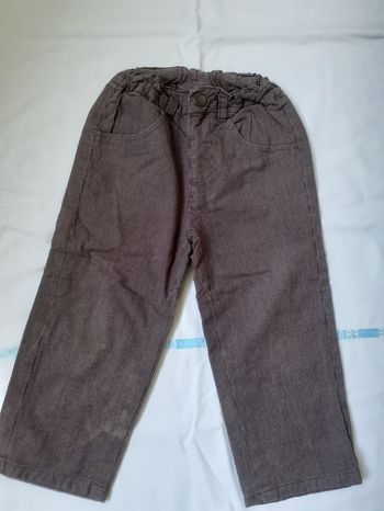 Pantalon marron rayé