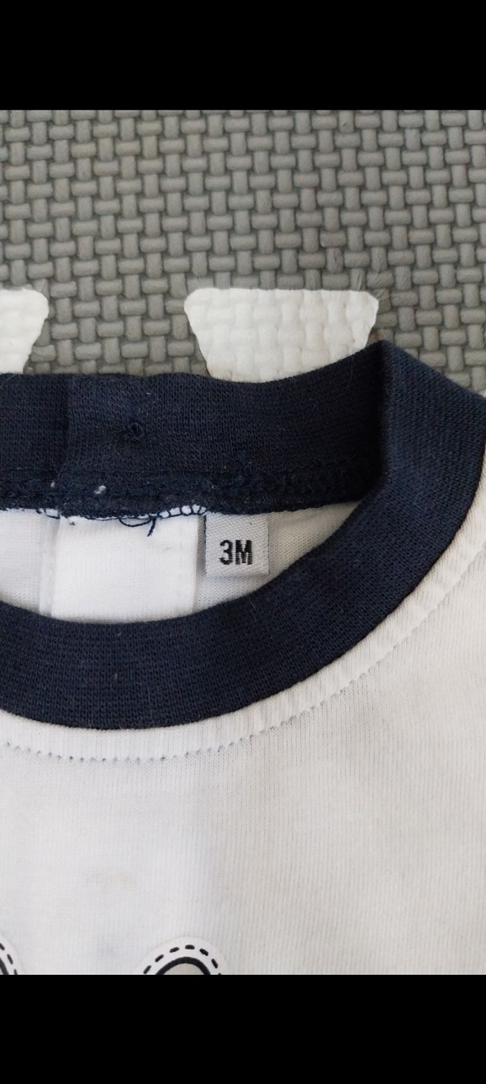 Ensemble taille 3 mois - photo numéro 2