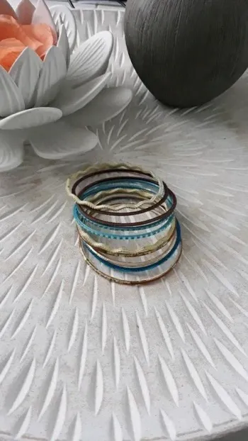 Lot de 10 bracelets