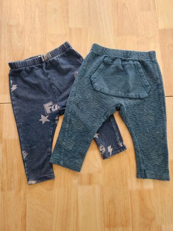 Lot de 2 pantalons 12/18 mois