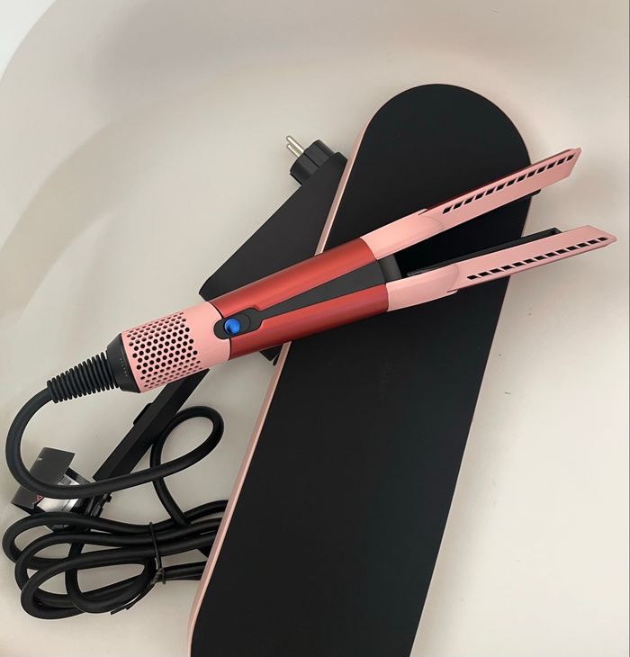 Dyson Airstrait 2 en 1 - photo numéro 2