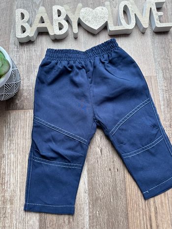 - Pantalon - 6 mois - Très bon état