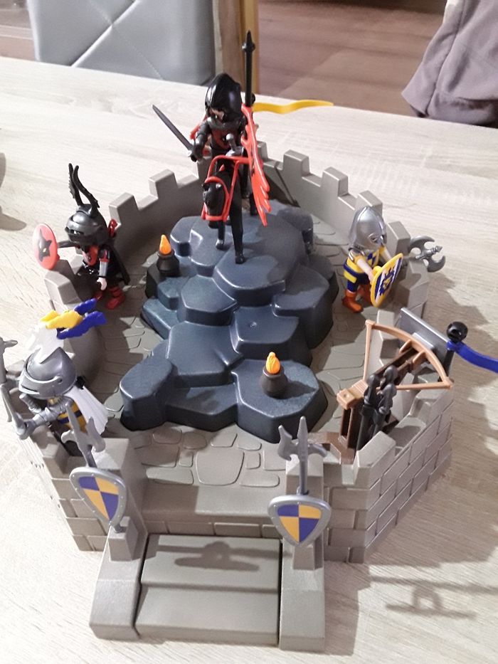 Playmobil chevalier - photo numéro 2