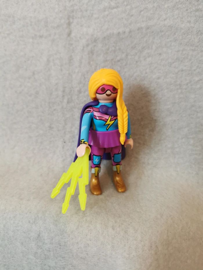 Playmobil super heroine