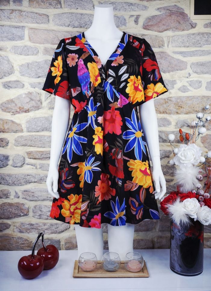 Robe évasion tropicale exotique multicolore Femme taille 54 marque Boohoo 🌺