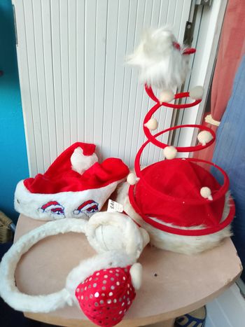 Chapeaux et bonnets de Noël