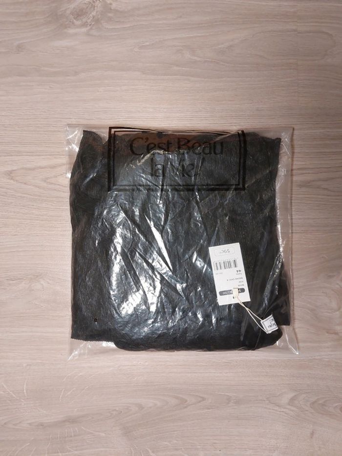 T.44 Robe Neuve soirée etiquette 59,95 eur noire et argentée - photo numéro 3