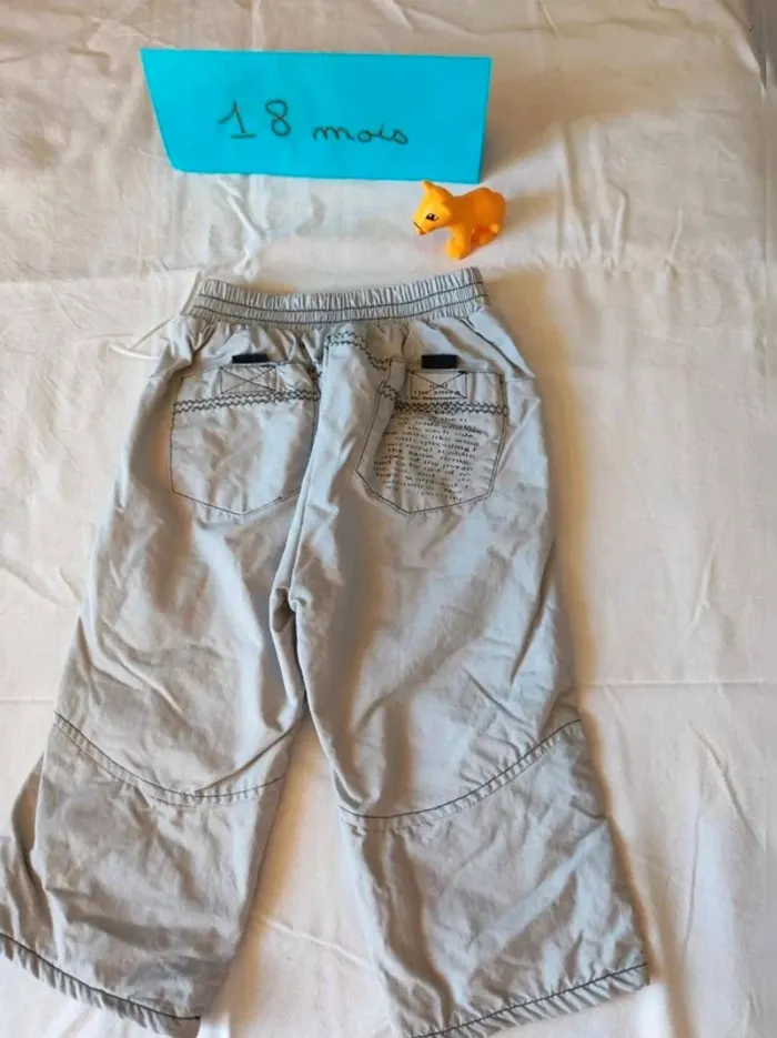 Pantalon  avec doublure  👖gris  style  streetwear  avec inscriptions18 mois - photo numéro 2