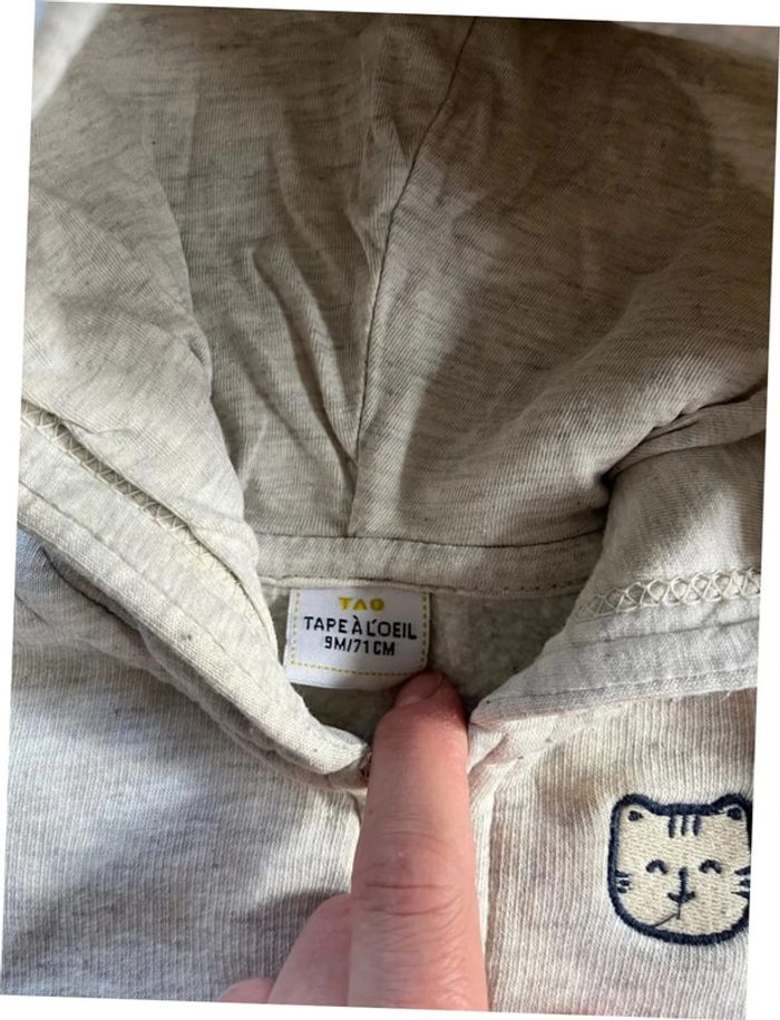 Ensemble gilet à capuche 2 tee-shirts à manches longues et un pantalon Tape à l’œil taille 9 mois - photo numéro 8