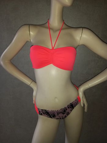 maillot de bain 2 pièces rose fluo palmier olaian taille 40