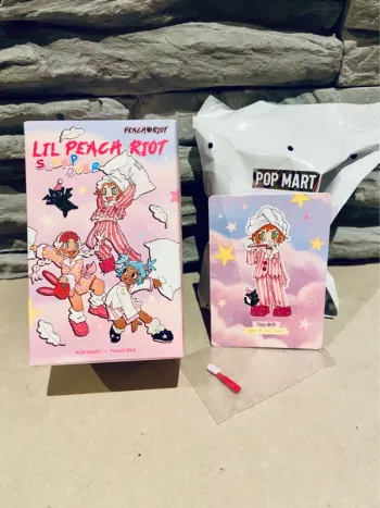 Pop Mart Lil Peach Riot SleepOver - Gigi Brush Teeth