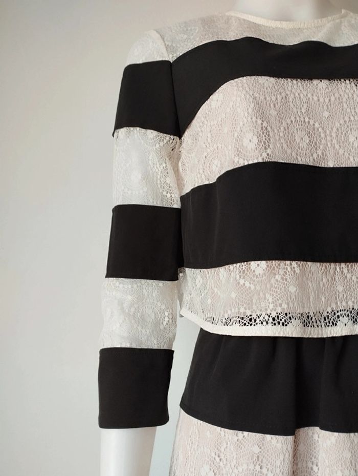 Robe Karen Millen avec "dentelle" taille 38 - photo numéro 2