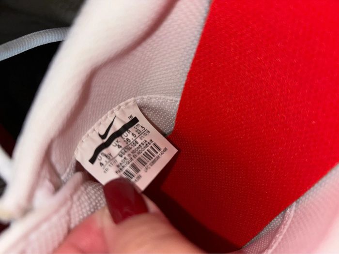 Baskets Nike Cortez – neuves, jamais portées - photo numéro 2