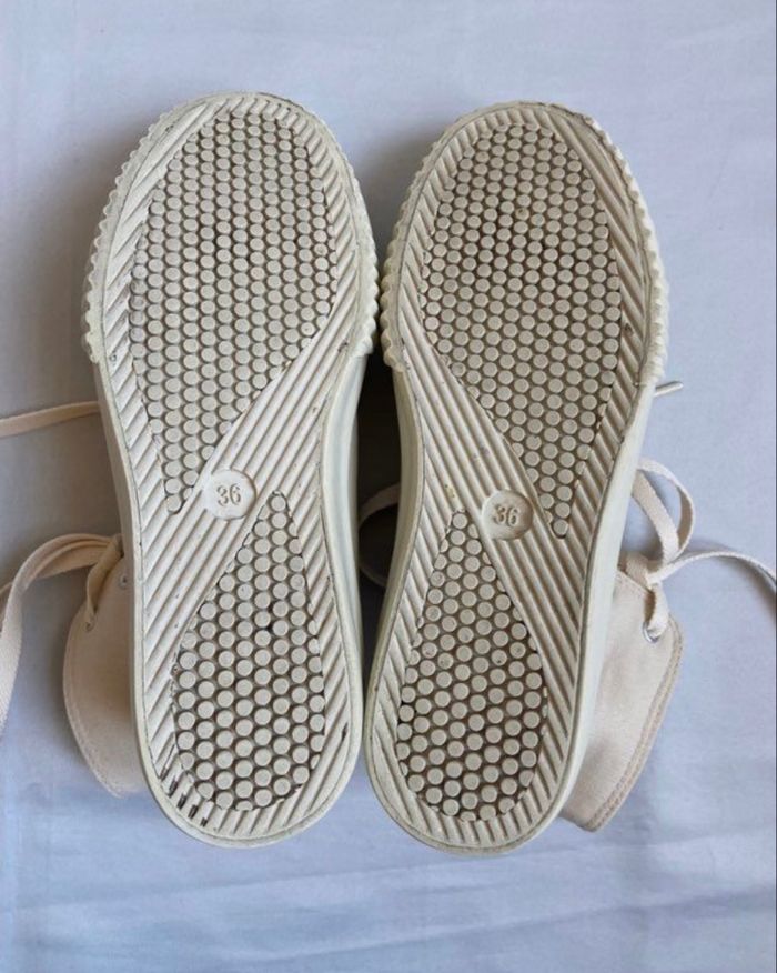 Paire de baskets montantes végan couleur crème Monki pointure 36 - photo numéro 10
