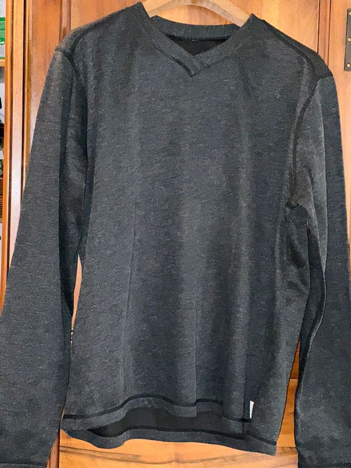 Sweat col V de la marque Quechua - photo numéro 2