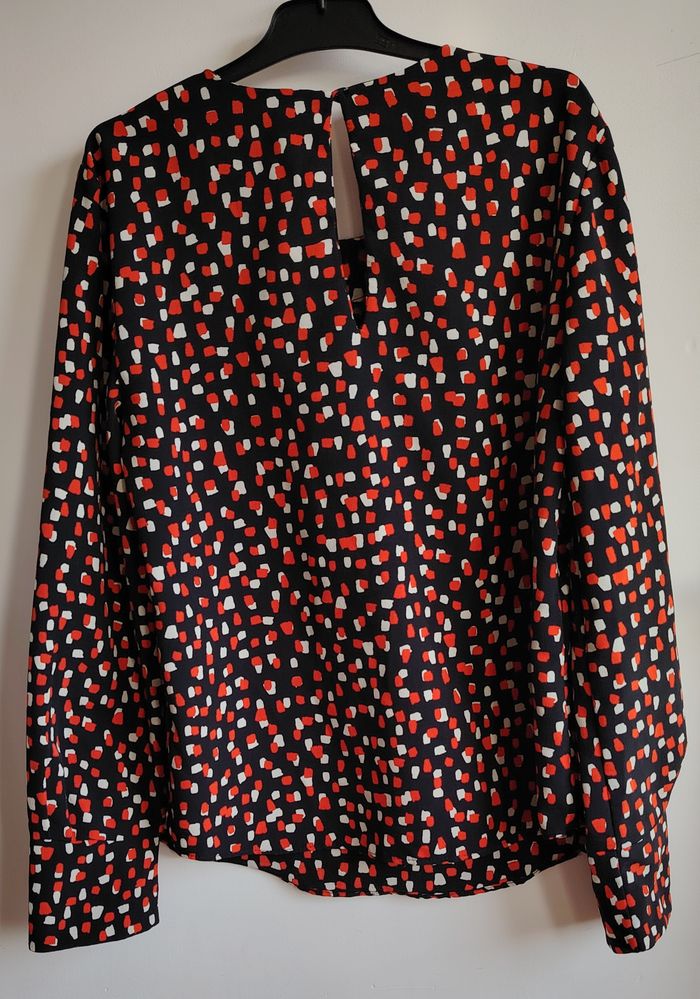 Blouse fluide à motifs rouges et blancs – Taille M estimée - photo numéro 2